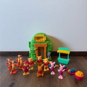 Vintage RARE Winnie the Pooh play set